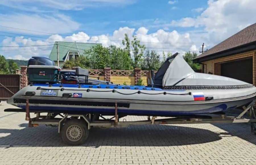 Надувная лодка ПВХ Выдра 650 Jet НДНД