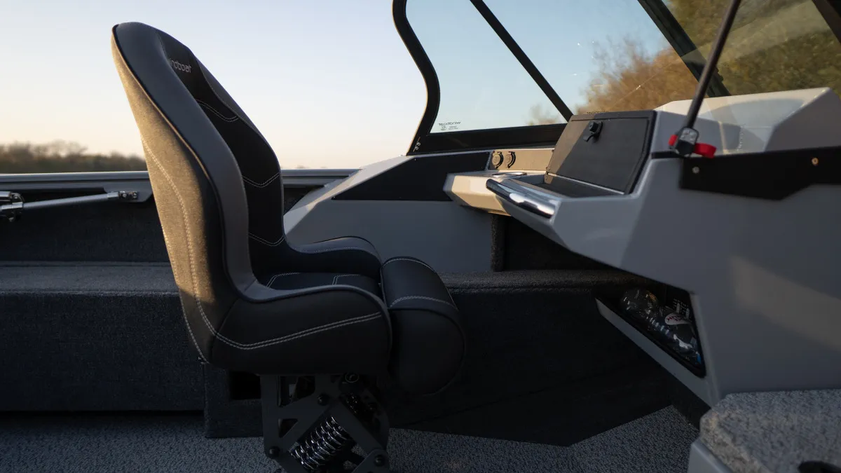 Катер ВиндБот 6.0 DCX