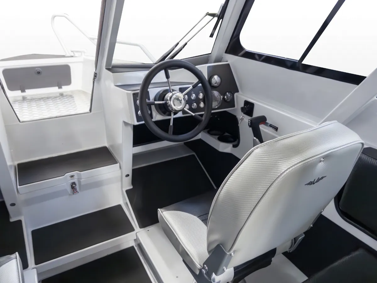 Катер Yava XL COB