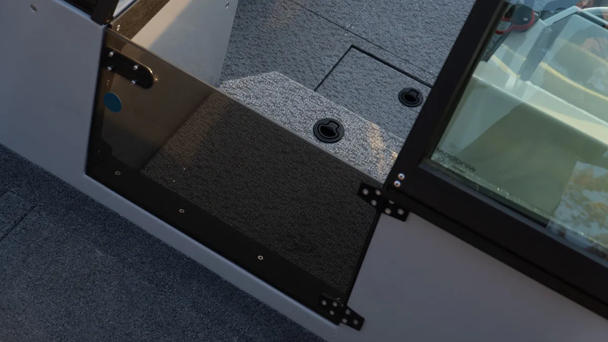 Катер ВиндБот 6.0 DCX