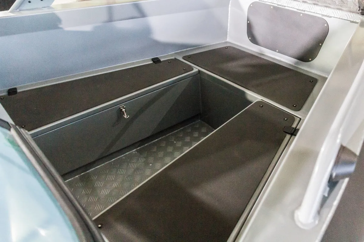 Катер Yava L BowRider