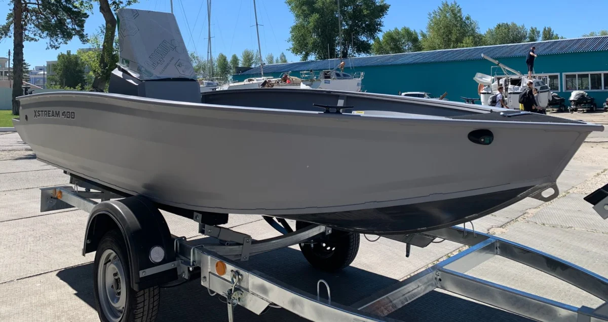 Лодка алюминиевая Xstream 400