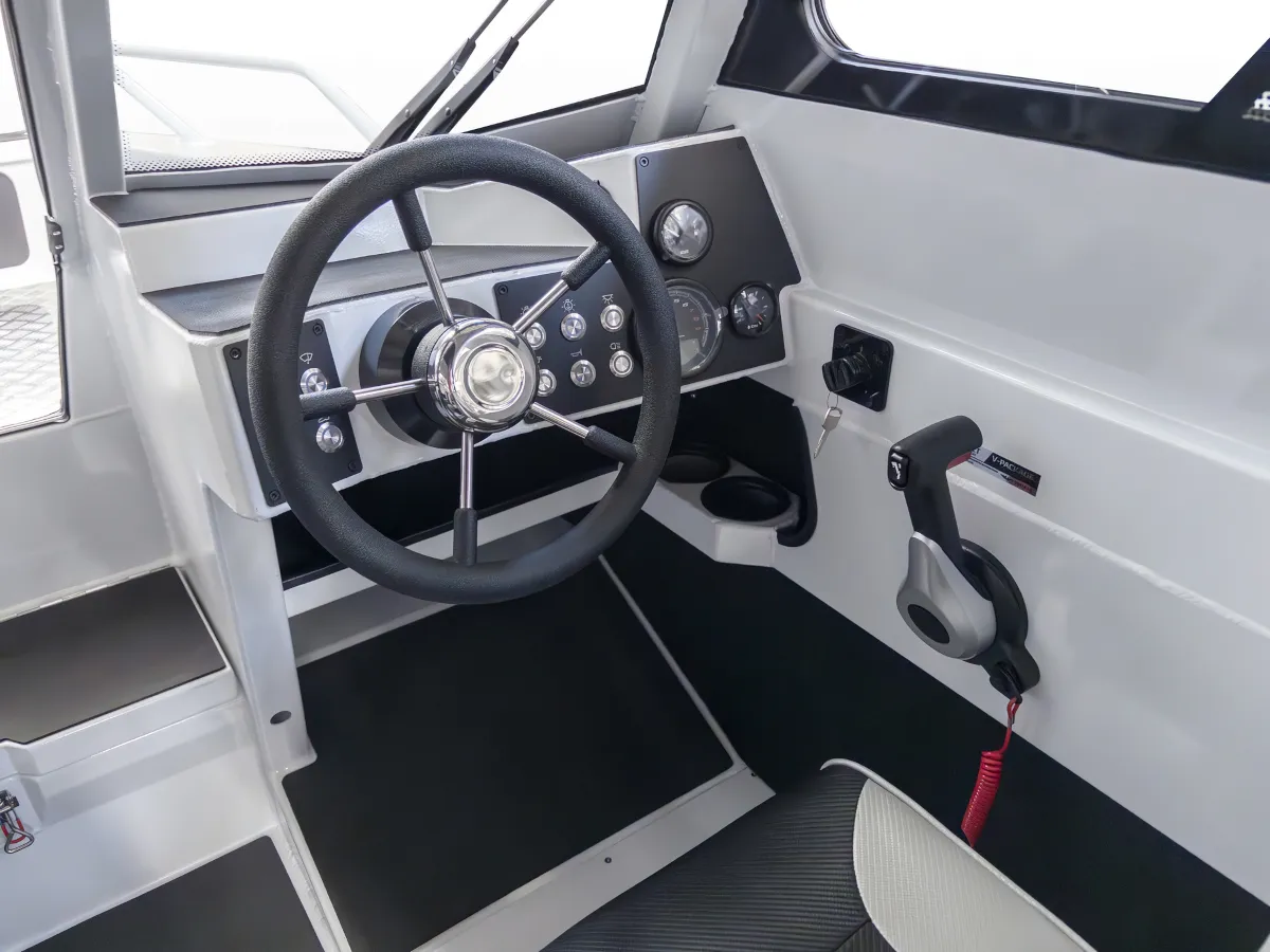 Катер Yava XL COB