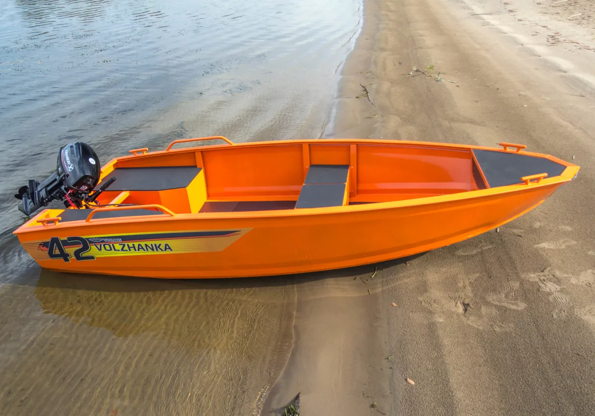 Лодка алюминиевая Волжанка 42