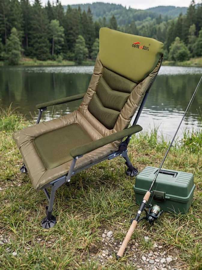 Кресло карповое CoolWalk с подлокотниками 