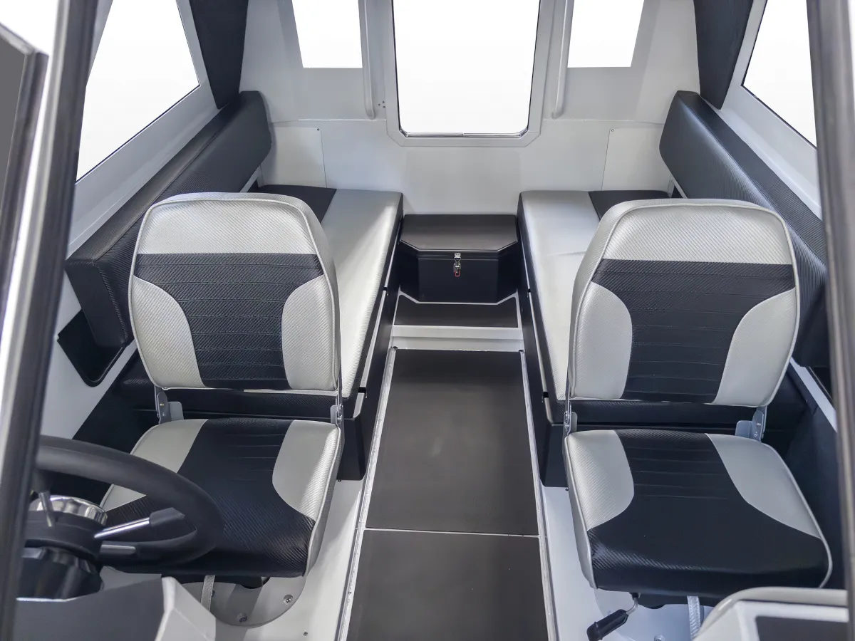 Катер Yava XL COB