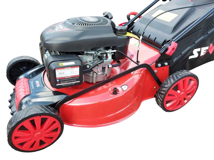 Газонокосилка бензиновая самоходная Senci LMA20S04, 3.5 кВт, ширина скашивания 51 см, травосборник 65 л