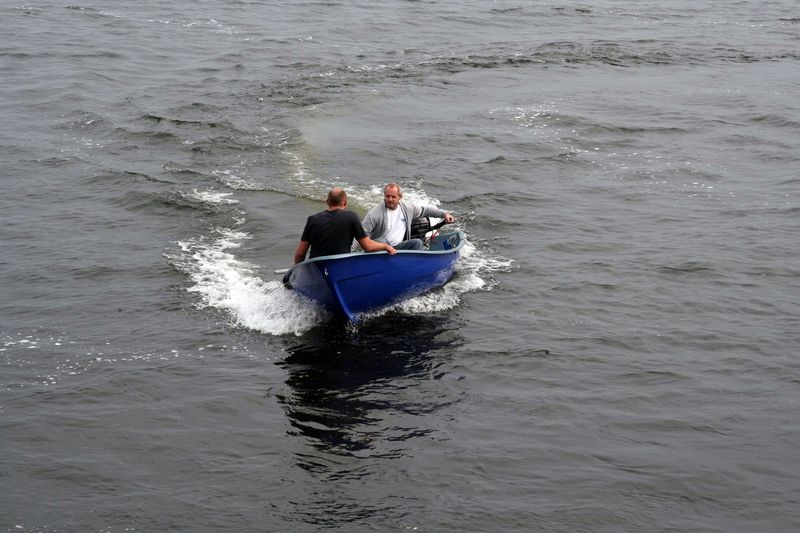 Лодка стеклопластиковая Волга Фиорд