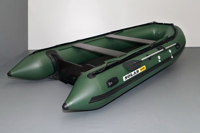 Надувная лодка Солар Максима 420 Jet Tunnel