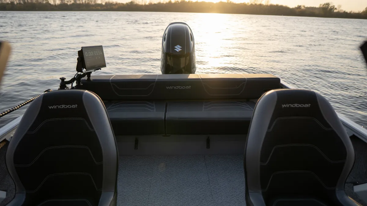 Катер ВиндБот 6.0 DCX