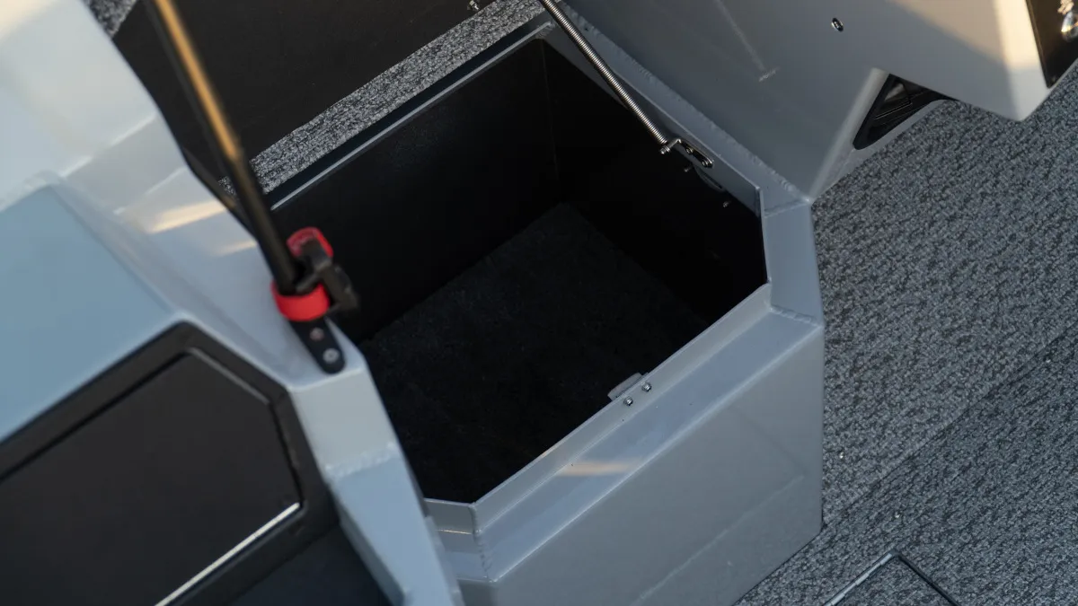 Катер ВиндБот 6.0 DCX