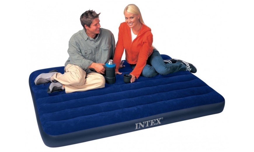 Надувной матрас-кровать Intex, 137x191x22 см.