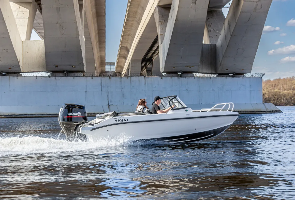 Катер Yava L Fish