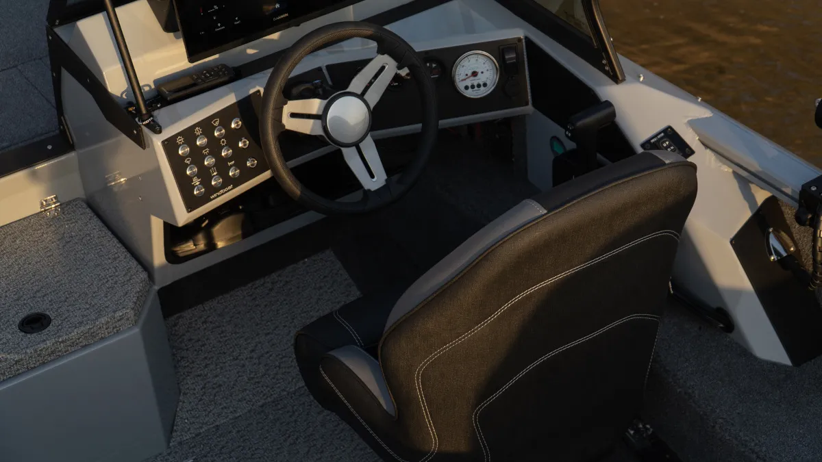 Катер ВиндБот 6.0 DCX