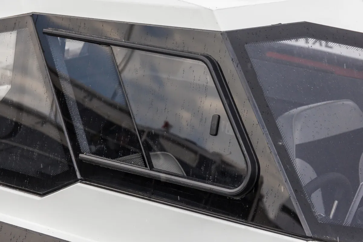 Катер Yava XL COB