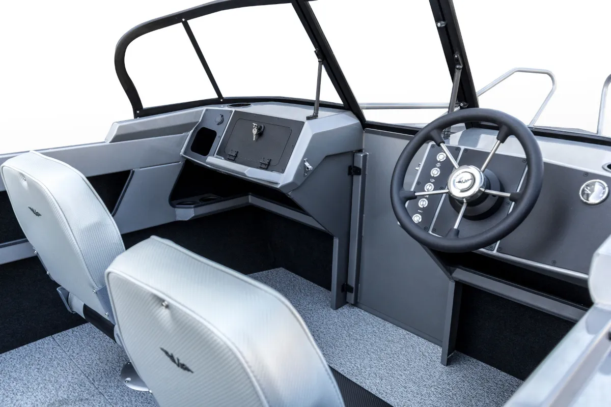 Катер Yava XL BowRider