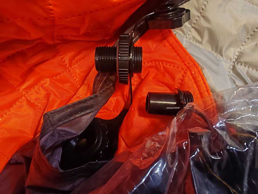 Палатка (баня) НАДУВНОЙ КАРКАС 3-х слойная 2.4х2.4х2.05 м 