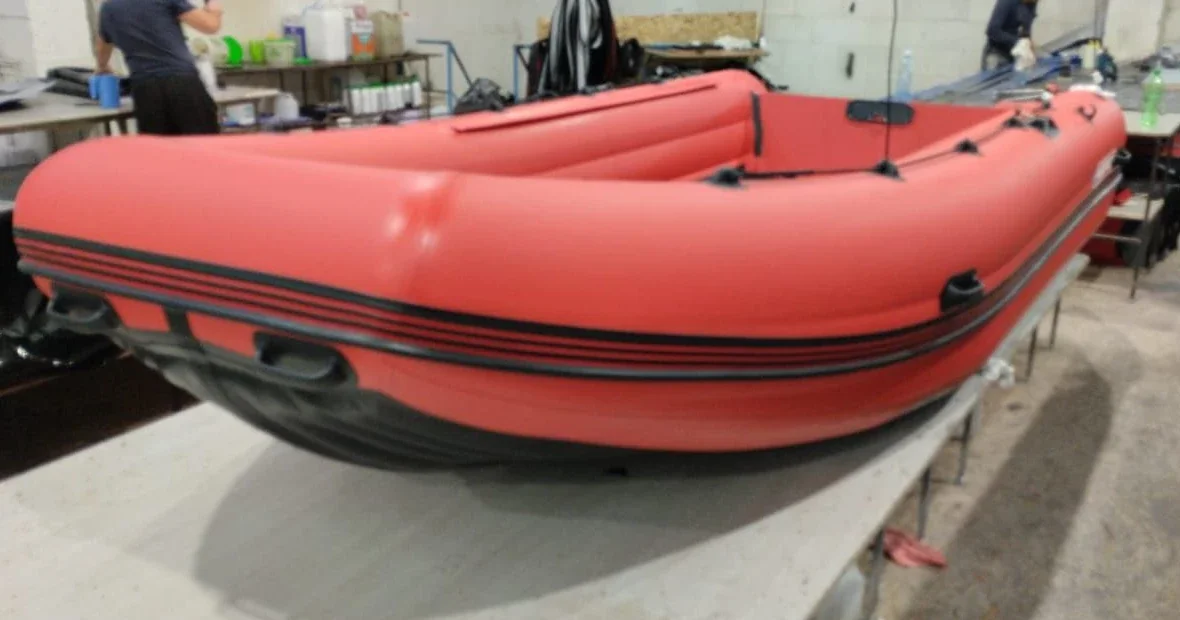 Надувная лодка ПВХ Шерпа 600 Эверест Jet НДНД + AirDeck