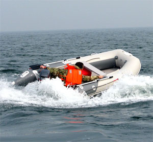 Надувная лодка Баджер Fishing Line 270 с жестким полом (фанера 12)