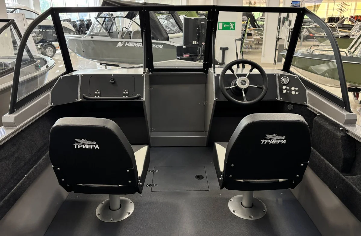 Катер ТРИЕРА 460 Боурайдер