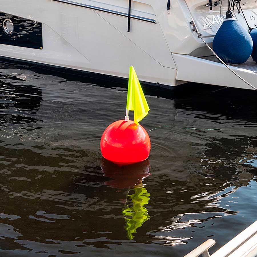 Буй пластиковый маркерный с флагштоком BUOY Ø450x630 мм, красный + флаг