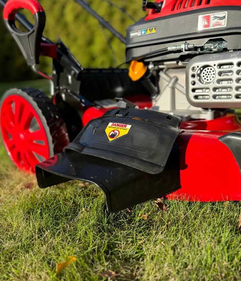 Газонокосилка бензиновая самоходная Senci LMA18S57, 2.3 кВт, ширина скашивания 46 см, травосборник 65 л