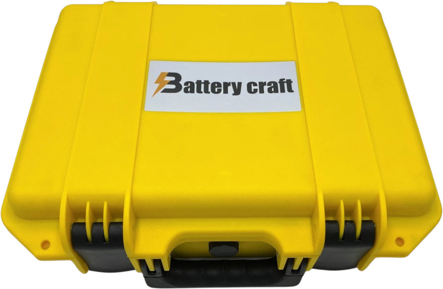 Аккумуляторная батарея BatteryCraft LiFePO4 12V 130 Ah с встроенным кулометром