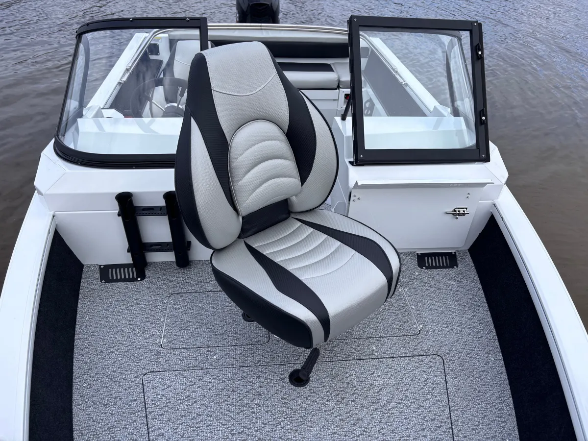 Катер Волжанка 46 Fish