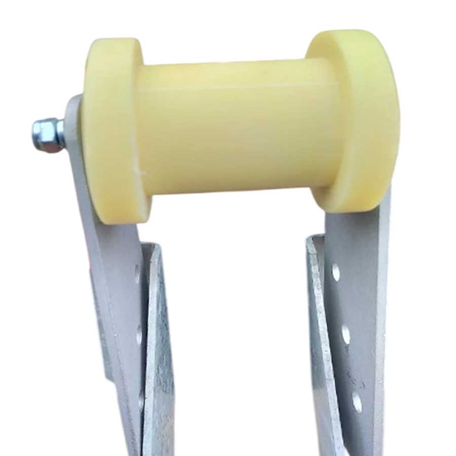 Опорно-вытяжной ролик с оцинкованными пластинами для прицепа МЗСА 81771С.012