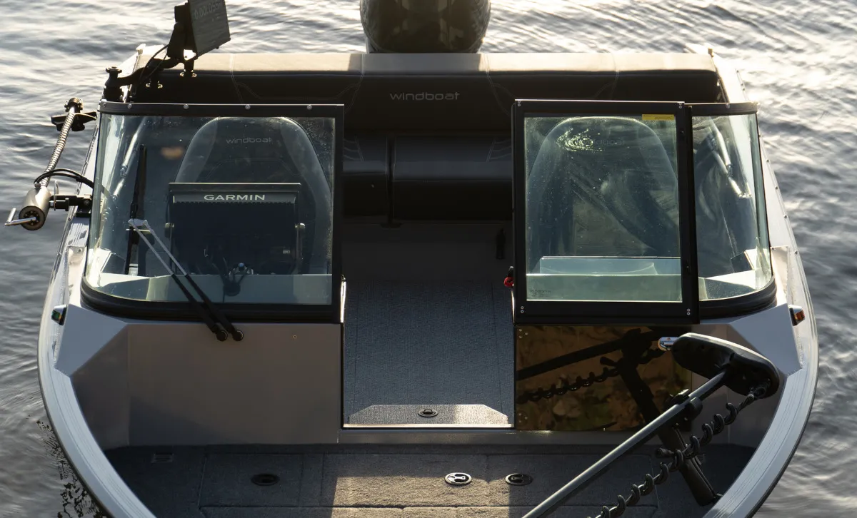 Катер ВиндБот 6.0 DCX