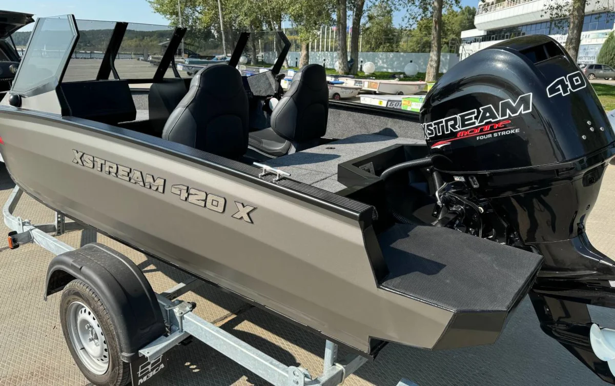 Катер Xstream 420X
