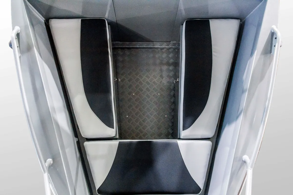 Катер Yava L BowRider