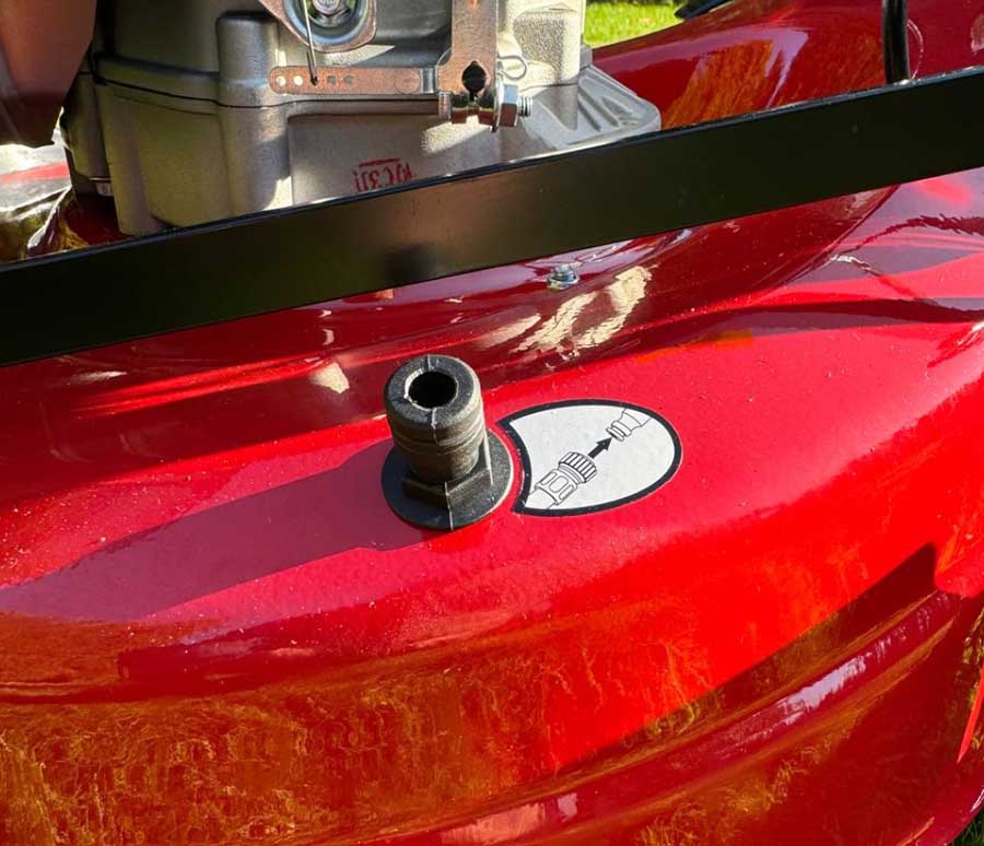 Газонокосилка бензиновая самоходная Senci LMA20S04, 3.5 кВт, ширина скашивания 51 см, травосборник 65 л