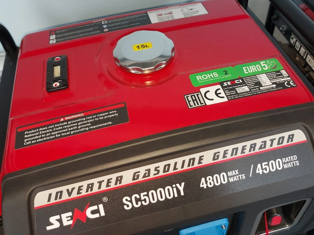 Бензиновый генератор SENCI SC5000i-Y инверторный