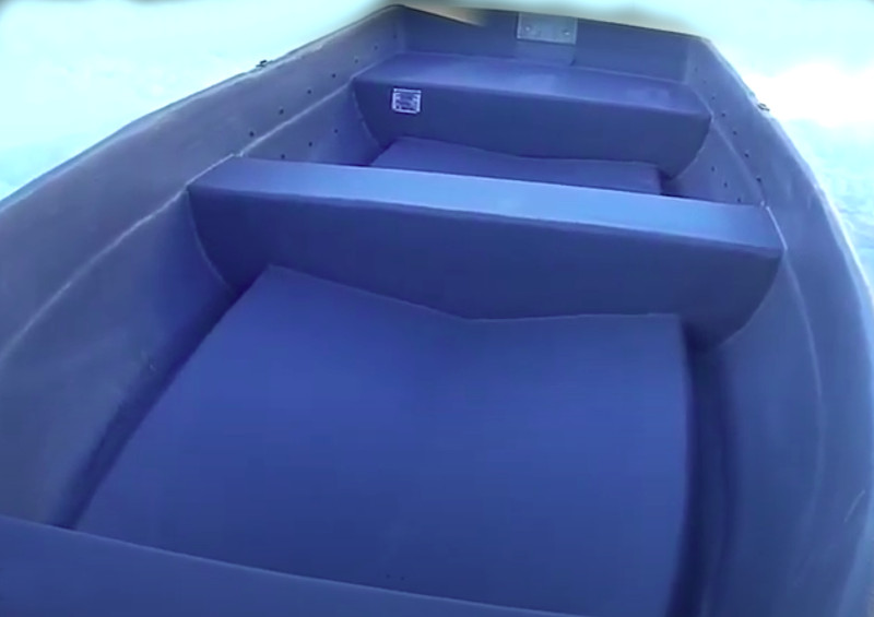 Лодка стеклопластиковая Спринт Б+ (увеличенный борт) с булями