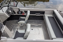 Катер Yava L BowRider