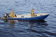 Лодка стеклопластиковая Мираж 450 "Зеленец".