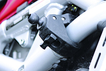 Крепежный шар 25 мм. с универсальной струбциной на трубу 25-48 мм.