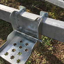 Подножка универсальная складная оцинкованная