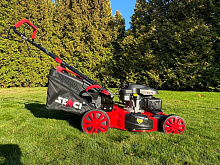 Газонокосилка бензиновая самоходная Senci LMA20S04, 3.5 кВт, ширина скашивания 51 см, травосборник 65 л