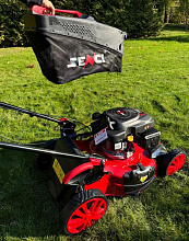 Газонокосилка бензиновая самоходная Senci LMA20S04, 3.5 кВт, ширина скашивания 51 см, травосборник 65 л