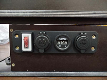 Столик КОМБО на ликтрос (электропанель, держатели удилища, ниша под аккумулятор) Патриот №20 