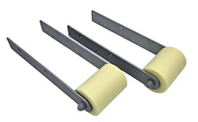 Ролики капролоновые на ложементы лодочного прицепа 110 мм с оцинкованными пластинами