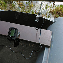 Держатель блока Практик на лодку