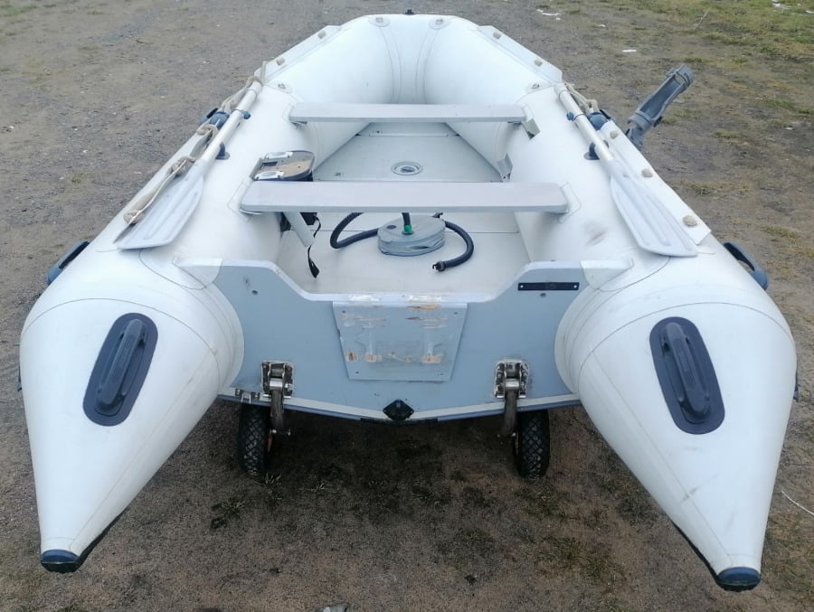 Надувная лодка ПВХ Бриг 330 (Б/У, 2012 г.)